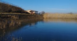 Lazulda - tó, kiülő, ház